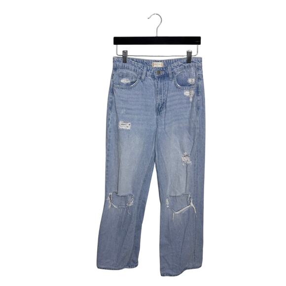 Altar'd State Light Wash Straight High Rise Distressed Jeans Women's Size 26 - Picture 1 of 9